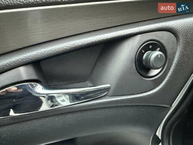 Сірий Опель Інсігнія, об'ємом двигуна 1.96 л та пробігом 251 тис. км за 7300 $, фото 41 на Automoto.ua