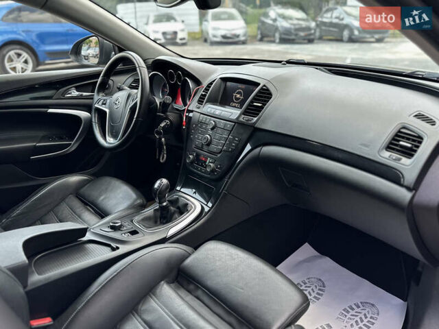 Сірий Опель Інсігнія, об'ємом двигуна 2 л та пробігом 270 тис. км за 7800 $, фото 33 на Automoto.ua