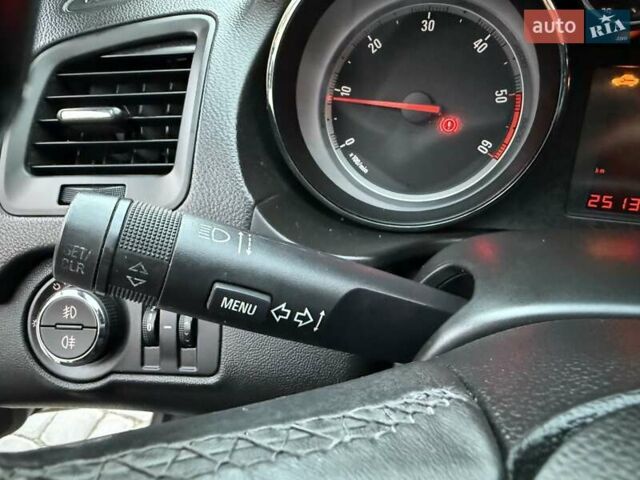 Сірий Опель Інсігнія, об'ємом двигуна 1.96 л та пробігом 251 тис. км за 7300 $, фото 68 на Automoto.ua