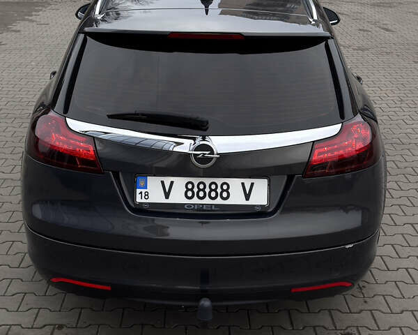 Серый Опель Инсигния, объемом двигателя 2.01 л и пробегом 224 тыс. км за 8888 $, фото 6 на Automoto.ua