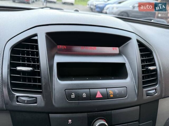 Сірий Опель Інсігнія, об'ємом двигуна 1.96 л та пробігом 251 тис. км за 7300 $, фото 70 на Automoto.ua