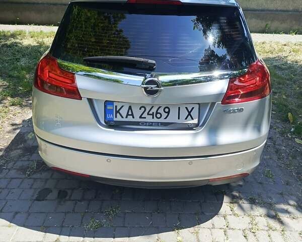 Сірий Опель Інсігнія, об'ємом двигуна 1.96 л та пробігом 284 тис. км за 8500 $, фото 2 на Automoto.ua
