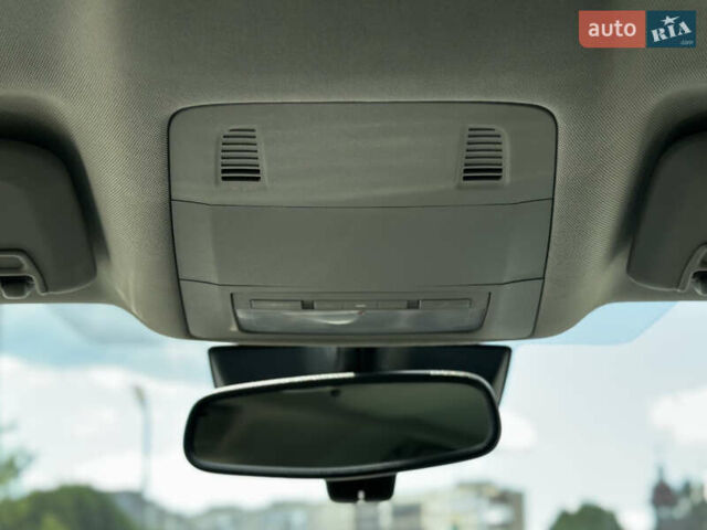 Сірий Опель Інсігнія, об'ємом двигуна 2 л та пробігом 270 тис. км за 7800 $, фото 47 на Automoto.ua