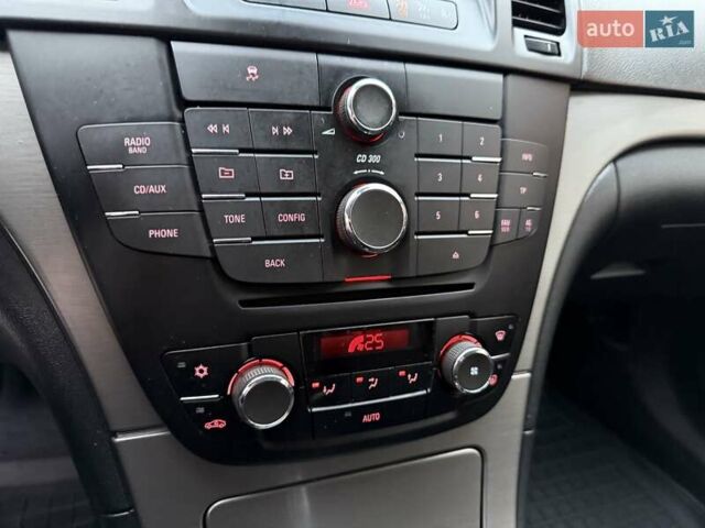 Сірий Опель Інсігнія, об'ємом двигуна 1.96 л та пробігом 251 тис. км за 7300 $, фото 72 на Automoto.ua