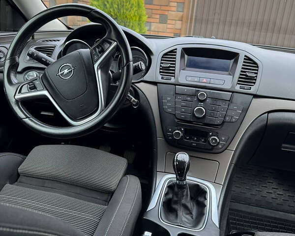 Серый Опель Инсигния, объемом двигателя 1.96 л и пробегом 234 тыс. км за 7700 $, фото 8 на Automoto.ua