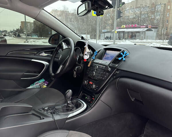 Сірий Опель Інсігнія, об'ємом двигуна 1.96 л та пробігом 297 тис. км за 7200 $, фото 5 на Automoto.ua