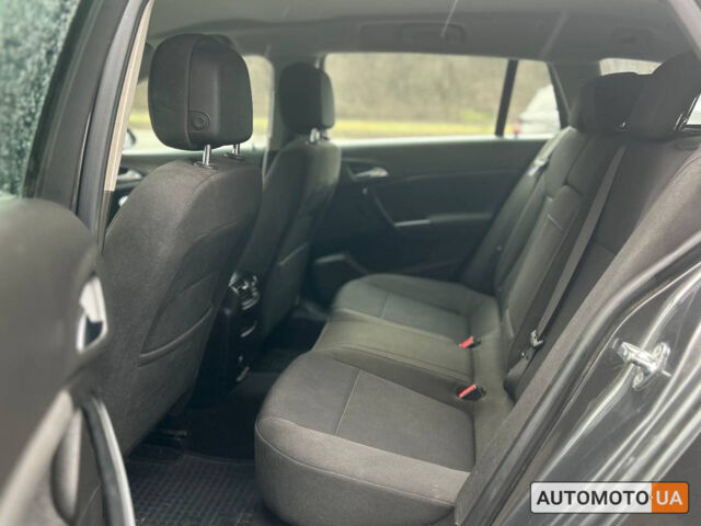 Серый Опель Инсигния, объемом двигателя 1.4 л и пробегом 188 тыс. км за 6500 $, фото 22 на Automoto.ua