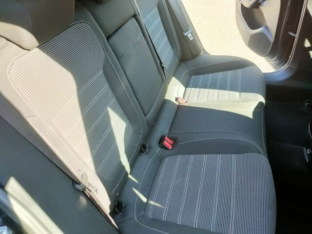 Серый Опель Инсигния, объемом двигателя 2 л и пробегом 242 тыс. км за 8018 $, фото 6 на Automoto.ua