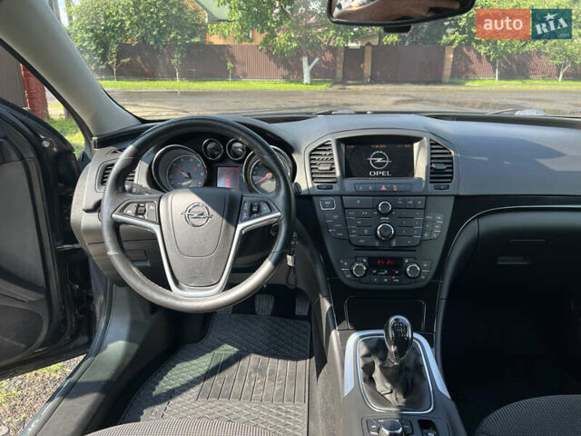 Серый Опель Инсигния, объемом двигателя 2 л и пробегом 213 тыс. км за 8950 $, фото 73 на Automoto.ua