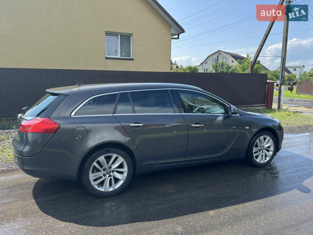 Серый Опель Инсигния, объемом двигателя 2 л и пробегом 213 тыс. км за 9700 $, фото 12 на Automoto.ua