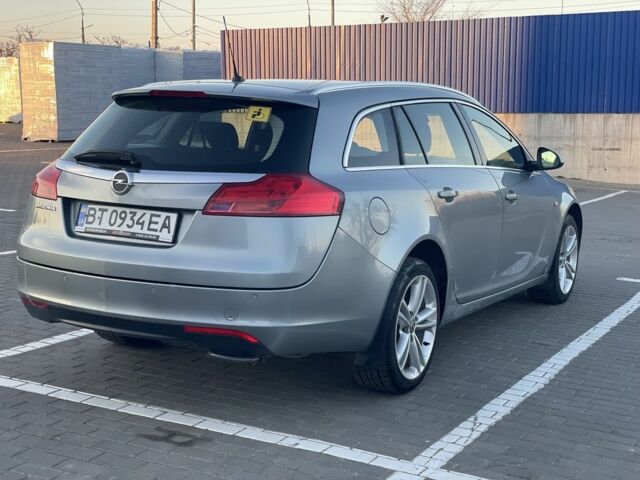 Серый Опель Инсигния, объемом двигателя 1.4 л и пробегом 135 тыс. км за 6700 $, фото 5 на Automoto.ua