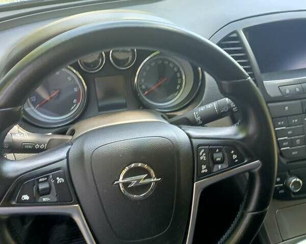 Сірий Опель Інсігнія, об'ємом двигуна 1.96 л та пробігом 284 тис. км за 8500 $, фото 12 на Automoto.ua