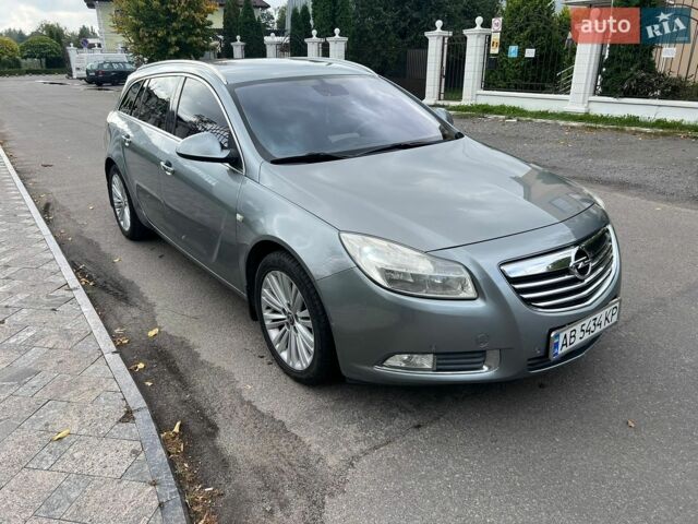 Серый Опель Инсигния, объемом двигателя 1.96 л и пробегом 234 тыс. км за 8500 $, фото 1 на Automoto.ua