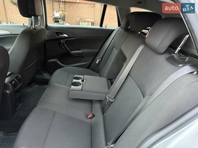 Сірий Опель Інсігнія, об'ємом двигуна 1.96 л та пробігом 251 тис. км за 7300 $, фото 42 на Automoto.ua