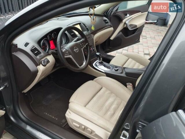 Серый Опель Инсигния, объемом двигателя 2 л и пробегом 293 тыс. км за 9500 $, фото 29 на Automoto.ua