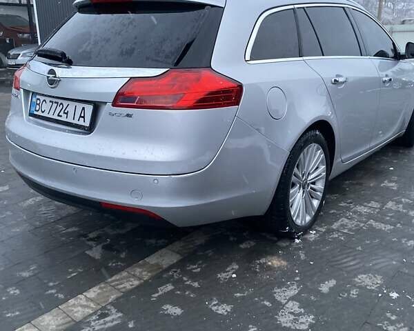 Сірий Опель Інсігнія, об'ємом двигуна 1.96 л та пробігом 220 тис. км за 7399 $, фото 12 на Automoto.ua