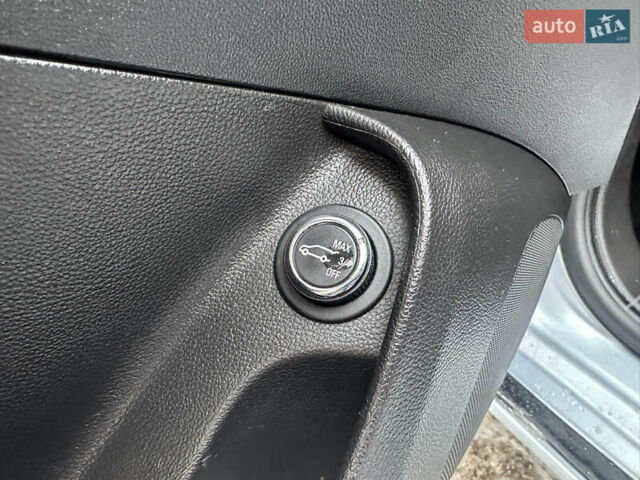 Серый Опель Инсигния, объемом двигателя 1.96 л и пробегом 333 тыс. км за 7850 $, фото 29 на Automoto.ua