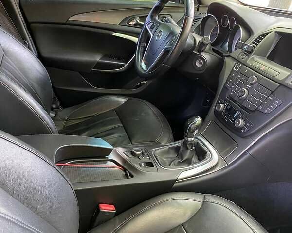 Сірий Опель Інсігнія, об'ємом двигуна 1.96 л та пробігом 310 тис. км за 6799 $, фото 9 на Automoto.ua