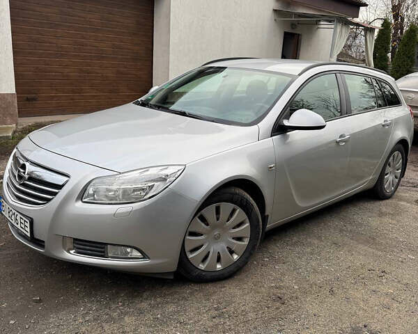 Серый Опель Инсигния, объемом двигателя 1.96 л и пробегом 234 тыс. км за 7700 $, фото 1 на Automoto.ua