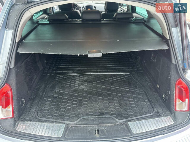 Серый Опель Инсигния, объемом двигателя 1.96 л и пробегом 333 тыс. км за 7850 $, фото 40 на Automoto.ua