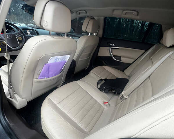 Серый Опель Инсигния, объемом двигателя 1.96 л и пробегом 299 тыс. км за 8800 $, фото 9 на Automoto.ua