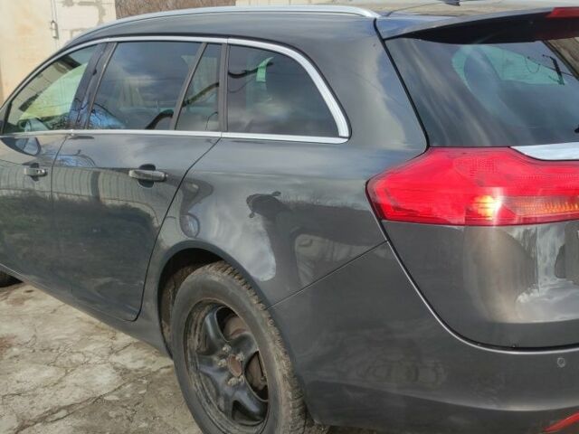 Серый Опель Инсигния, объемом двигателя 2 л и пробегом 450 тыс. км за 8000 $, фото 4 на Automoto.ua