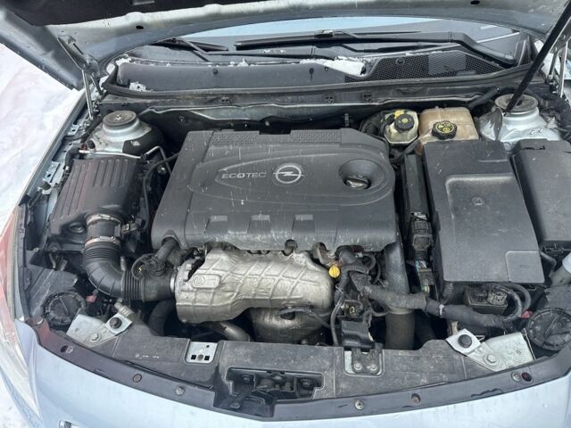 Сірий Опель Інсігнія, об'ємом двигуна 2 л та пробігом 333 тис. км за 7450 $, фото 4 на Automoto.ua