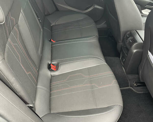 Сірий Опель Інсігнія, об'ємом двигуна 1.96 л та пробігом 320 тис. км за 8000 $, фото 6 на Automoto.ua