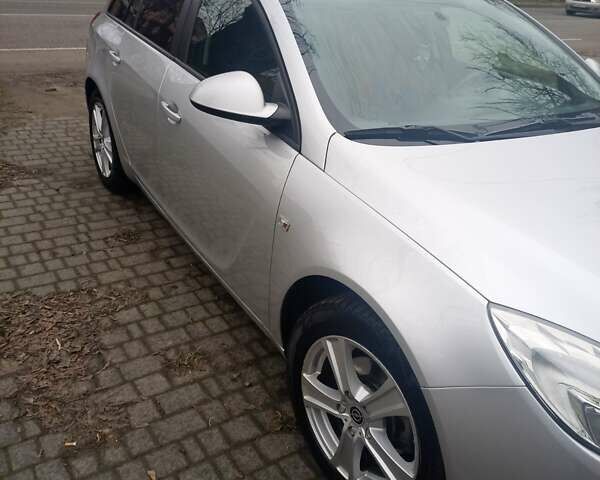 Сірий Опель Інсігнія, об'ємом двигуна 1.96 л та пробігом 284 тис. км за 8500 $, фото 15 на Automoto.ua