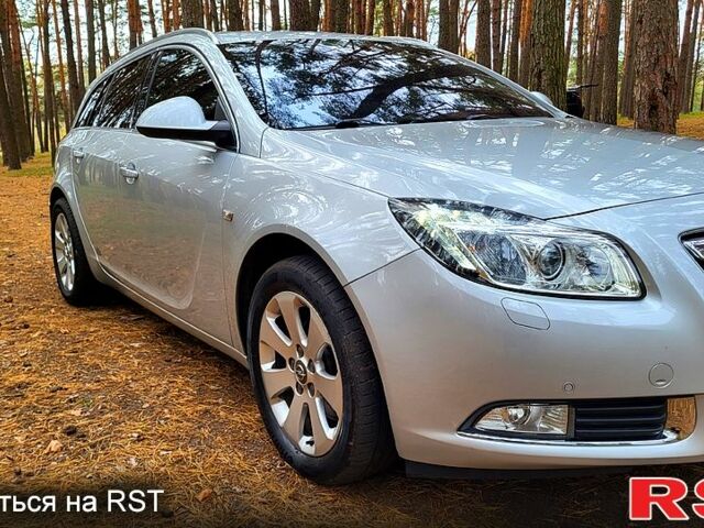 Сірий Опель Інсігнія, об'ємом двигуна 2 л та пробігом 266 тис. км за 11200 $, фото 4 на Automoto.ua