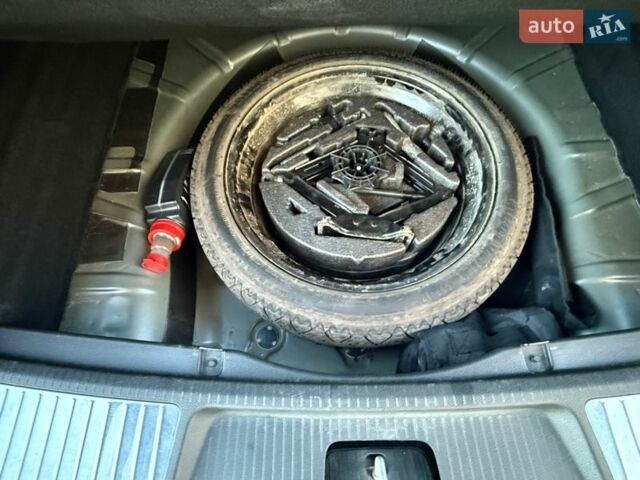 Сірий Опель Інсігнія, об'ємом двигуна 1.96 л та пробігом 344 тис. км за 7500 $, фото 20 на Automoto.ua