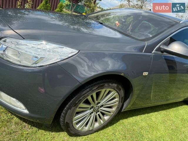 Серый Опель Инсигния, объемом двигателя 1.96 л и пробегом 301 тыс. км за 7000 $, фото 5 на Automoto.ua