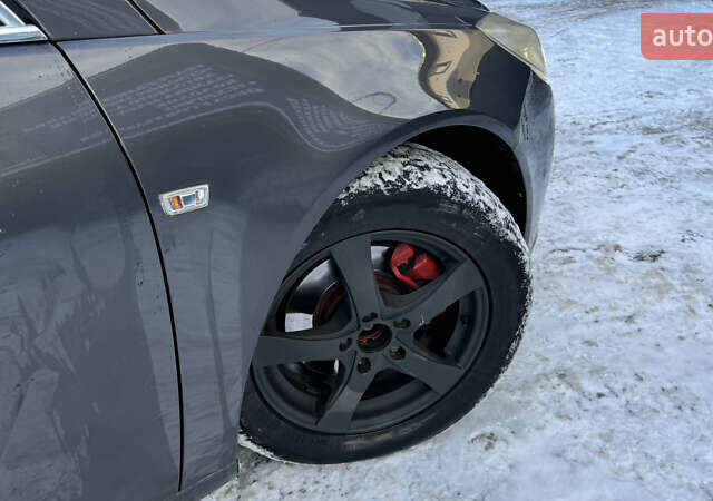 Сірий Опель Інсігнія, об'ємом двигуна 2 л та пробігом 292 тис. км за 8300 $, фото 13 на Automoto.ua