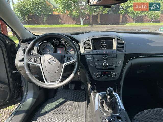 Серый Опель Инсигния, объемом двигателя 2 л и пробегом 213 тыс. км за 9700 $, фото 65 на Automoto.ua