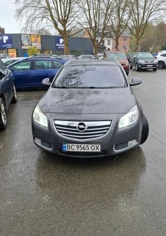 Серый Опель Инсигния, объемом двигателя 1.96 л и пробегом 324 тыс. км за 9000 $, фото 17 на Automoto.ua