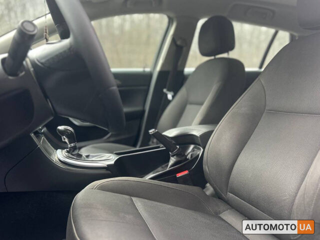 Серый Опель Инсигния, объемом двигателя 1.4 л и пробегом 188 тыс. км за 6500 $, фото 10 на Automoto.ua