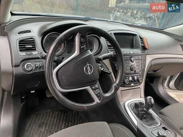 Сірий Опель Інсігнія, об'ємом двигуна 1.96 л та пробігом 231 тис. км за 7700 $, фото 16 на Automoto.ua