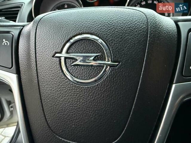 Сірий Опель Інсігнія, об'ємом двигуна 1.96 л та пробігом 251 тис. км за 7300 $, фото 65 на Automoto.ua