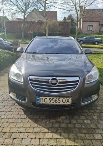 Серый Опель Инсигния, объемом двигателя 1.96 л и пробегом 324 тыс. км за 9000 $, фото 10 на Automoto.ua