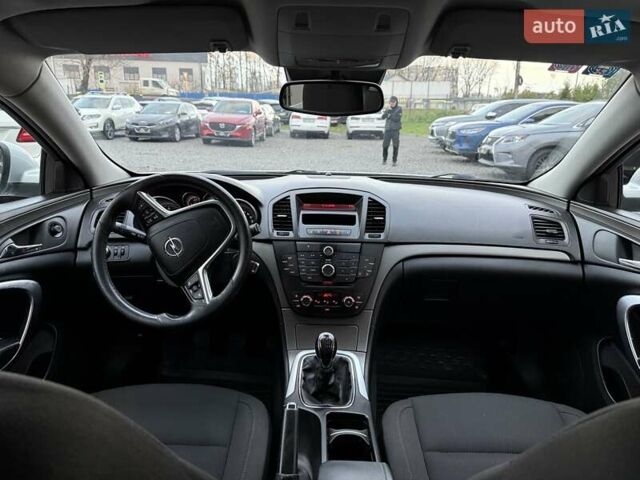 Сірий Опель Інсігнія, об'ємом двигуна 1.96 л та пробігом 251 тис. км за 7300 $, фото 55 на Automoto.ua