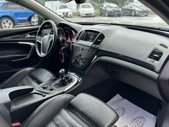 Серый Опель Инсигния, объемом двигателя 2 л и пробегом 270 тыс. км за 7800 $, фото 14 на Automoto.ua