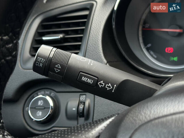 Сірий Опель Інсігнія, об'ємом двигуна 2 л та пробігом 270 тис. км за 7800 $, фото 37 на Automoto.ua