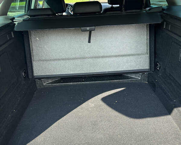 Серый Опель Инсигния, объемом двигателя 2 л и пробегом 213 тыс. км за 8950 $, фото 67 на Automoto.ua