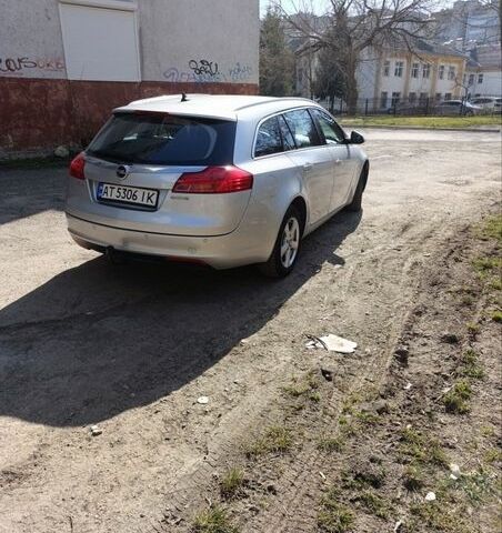 Серый Опель Инсигния, объемом двигателя 1.96 л и пробегом 227 тыс. км за 8200 $, фото 6 на Automoto.ua