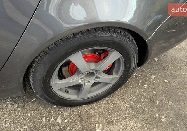 Серый Опель Инсигния, объемом двигателя 1.96 л и пробегом 287 тыс. км за 8500 $, фото 14 на Automoto.ua