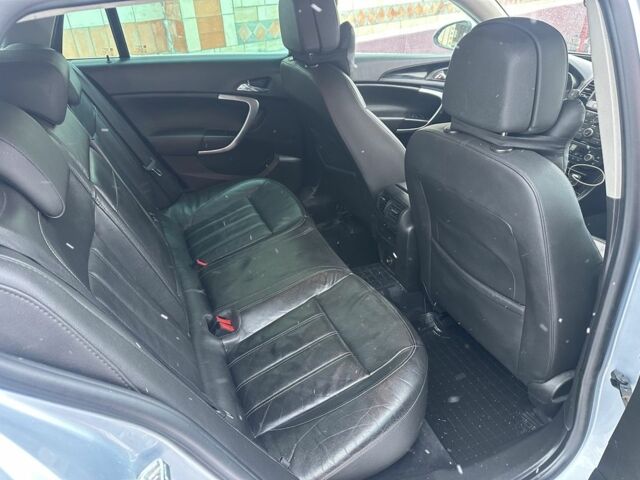 Сірий Опель Інсігнія, об'ємом двигуна 2 л та пробігом 333 тис. км за 7450 $, фото 6 на Automoto.ua