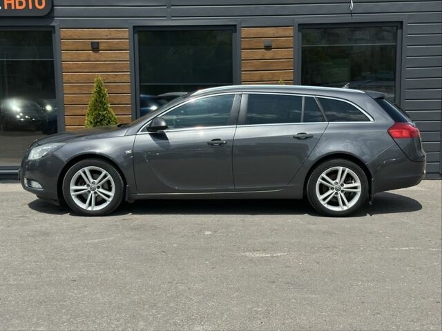 Серый Опель Инсигния, объемом двигателя 2 л и пробегом 270 тыс. км за 7800 $, фото 4 на Automoto.ua