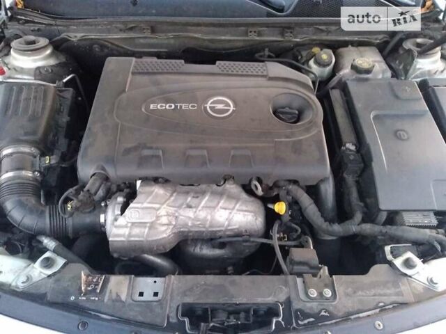 Серый Опель Инсигния, объемом двигателя 1.96 л и пробегом 370 тыс. км за 9000 $, фото 11 на Automoto.ua