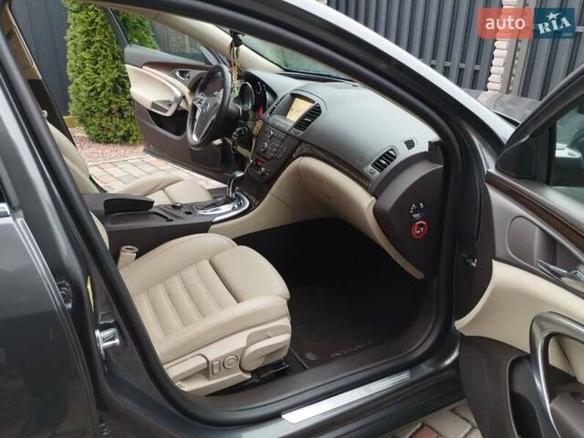 Серый Опель Инсигния, объемом двигателя 2 л и пробегом 293 тыс. км за 9500 $, фото 26 на Automoto.ua