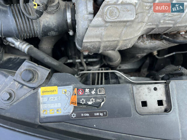 Серый Опель Инсигния, объемом двигателя 2 л и пробегом 213 тыс. км за 8950 $, фото 94 на Automoto.ua